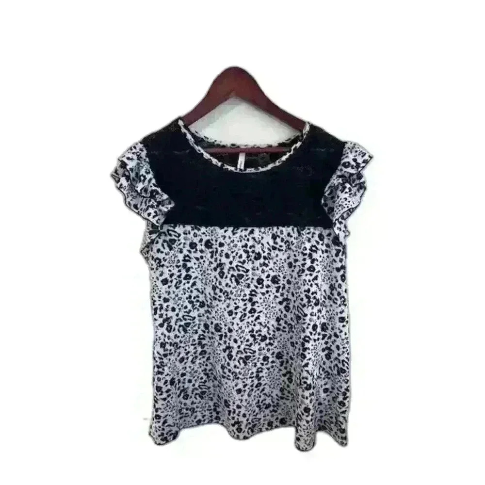 Lilly Pad Snow Leopard Flutter Sleeve Lace Top Woman's Size 1X